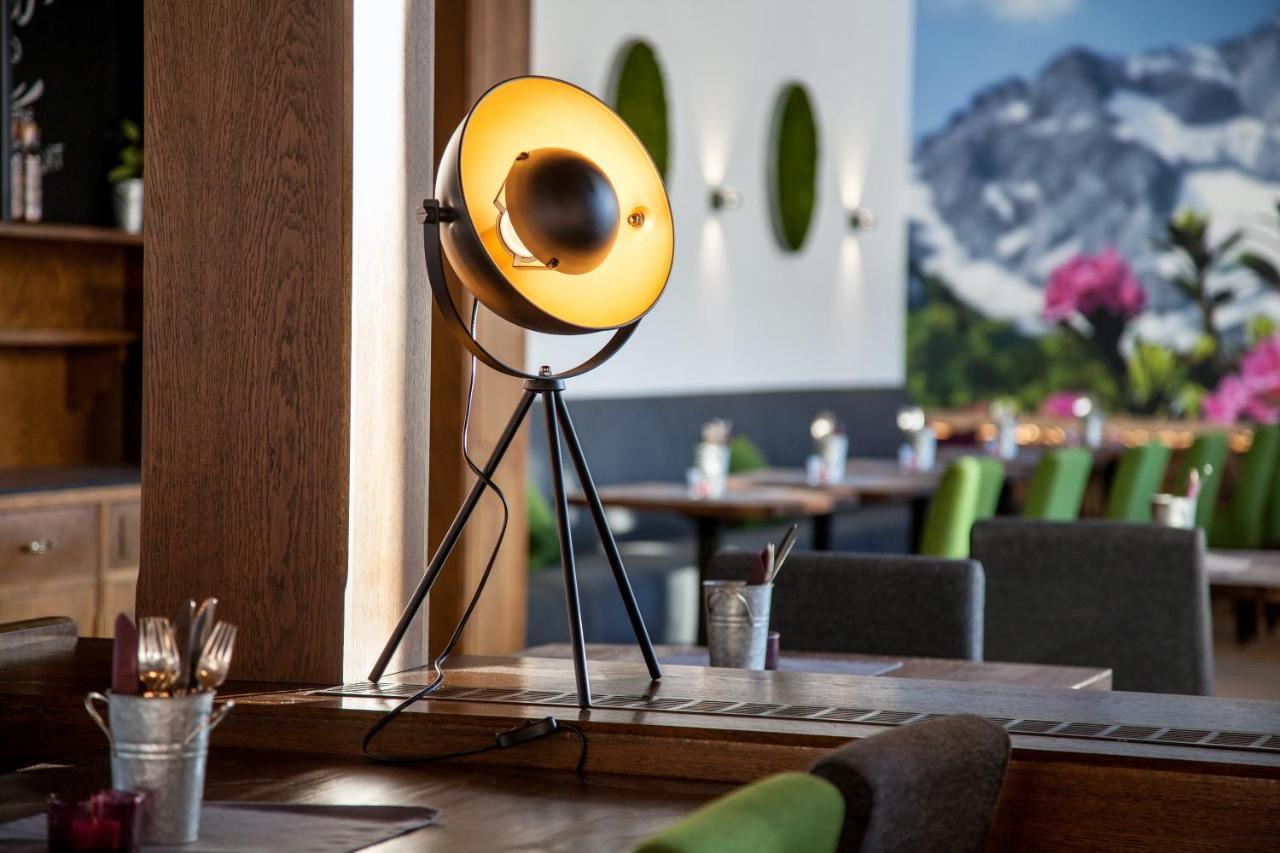 Boutique Hotel Olympia Seefeld in Tirol Luaran gambar