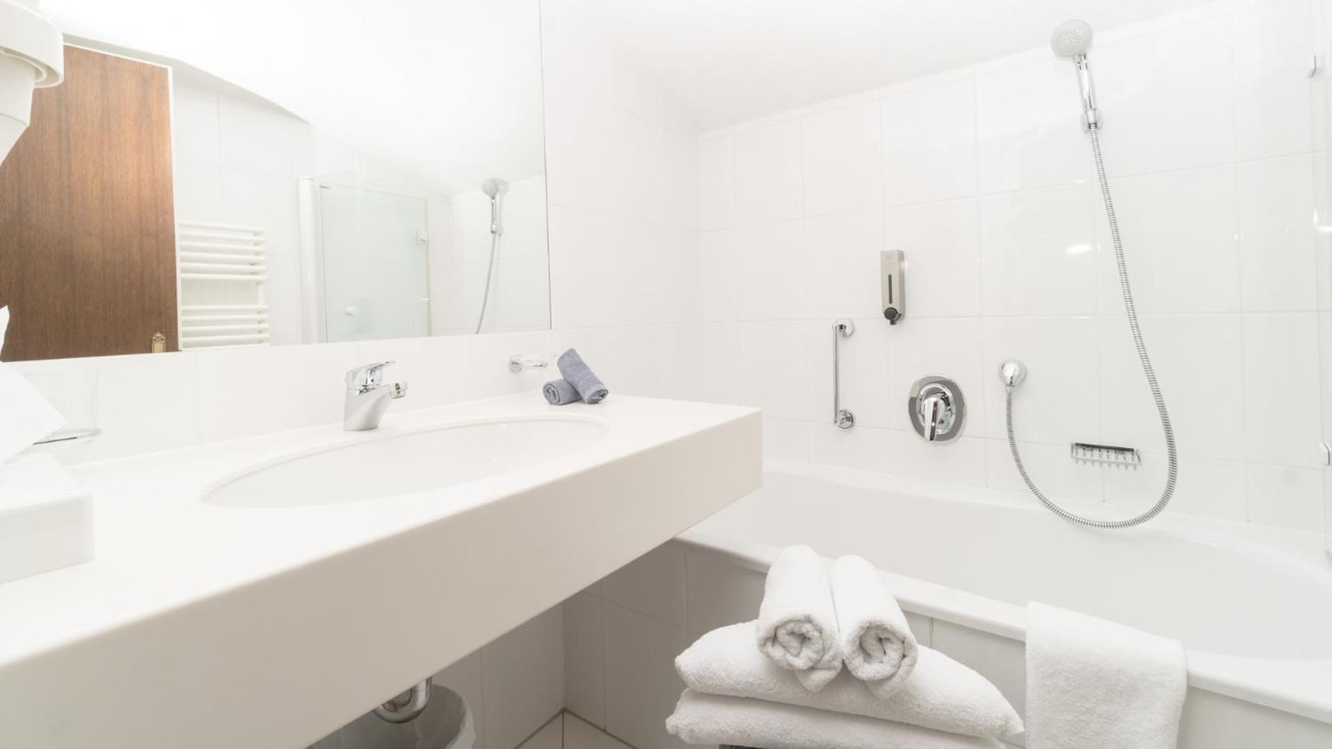 Boutique Hotel Olympia Seefeld in Tirol Luaran gambar